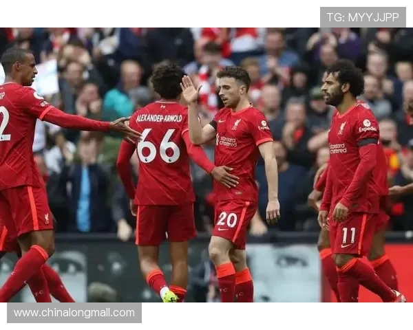 成都与广州足球队速度对决赛后分析与战术复盘 成都与广州足球队速度对决赛后分析与战术复盘